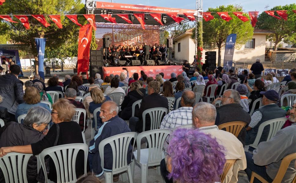 Aliağa'da Bayram Coşkusu