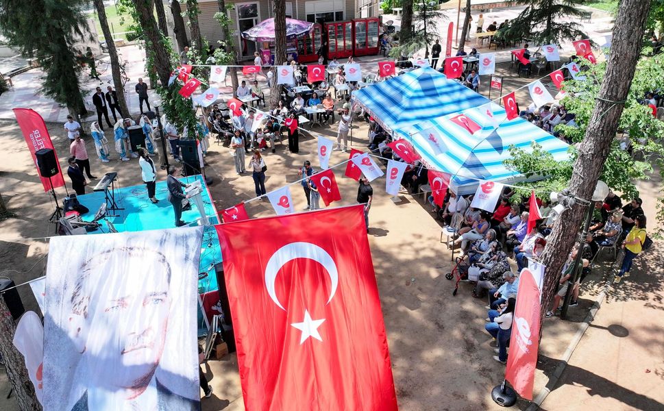 Efeler'de 19 Mayıs Coşkusu Pınarbaşı'nda Zirveye Ulaştı