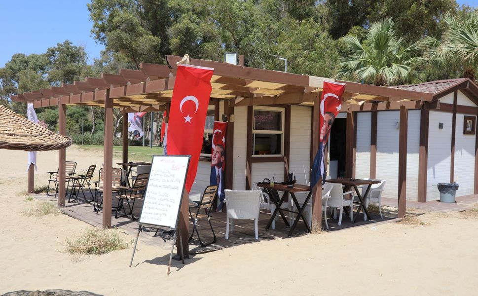 Festival Büfe Pamucak Sahili'nde Kapılarını Tatilcilere Açtı
